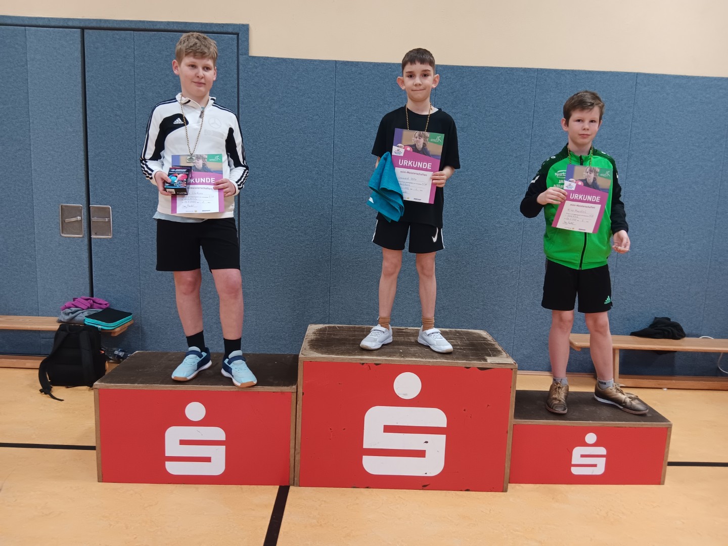 43. Mini-Meisterschaften 2026 beim Kreisentscheid im Kreis Bautzen in Hochkirch - Siegerehrung bei den Jungen in der Altersklasse 9-10 Jahre - Foto von Ines Mietzsch